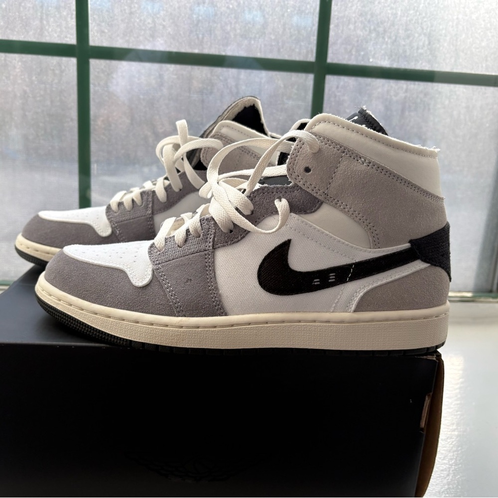 Nike Men's Gray and White Mid Top 1’s